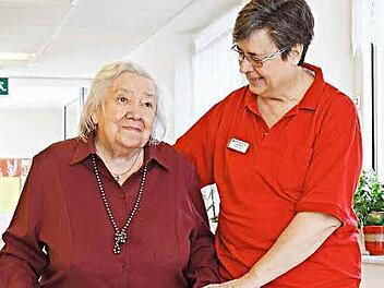 Ein paar Minuten mehr Zeit haben künftig die Pflegekräfte für ihre Klienten. Aber die müssen auch dafür bezahlen. Foto: privat