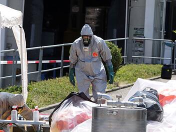 Chemieunfall in Roth löst Feuerwehr-Großeinsatz aus - Mann verletzt