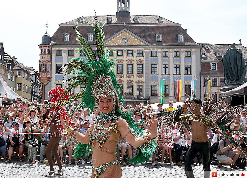 C_0710_Sambaumzug_17