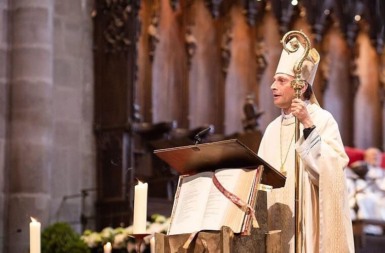 Weihnachtspredigt im Bamberger Dom: "Keine weltfremde Idylle"