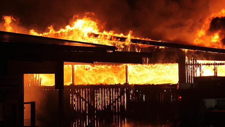 Brand in S&auml;gewerk in Schwarzenbach am Wald. Foto: News5/Fricke