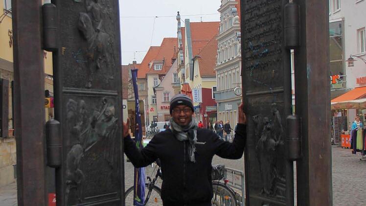 Ein neues Gesicht in der Stadt: Mekonnen in der "Porta Vorchheimensis”.