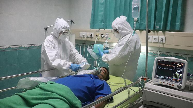 Das Coronavirus ist immer noch da. Anstatt sich mit Todesraten zu beruhigen sollten wir weiter vorsichtig sein. Symbolbild: unsplash.com