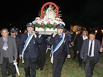 Das Gnadenbild von Neuengrün wird auch heuer bei der Lichterprozession mitgetragen. Nach einer mündlichen Überlieferung soll es in der Zeit der Reformation von einem ungekannten Meister geschaffen worden sein.  Foto: Archiv Michael Wunder