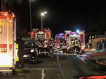 In der Nacht auf Donnerstag ist in einem Wohnhaus in Forchheim ein Feuer ausgebrochen. Es entstand erheblicher Sachschaden. Foto: NEWS5 / Merzbach