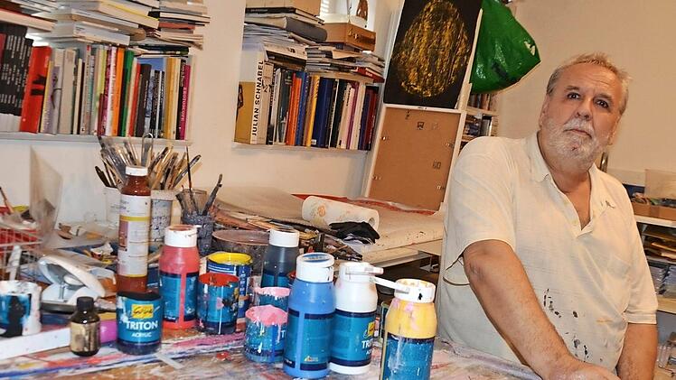 Georg Baier in seinem Atelier in Falkendorf  Foto: Bernhard Panzer