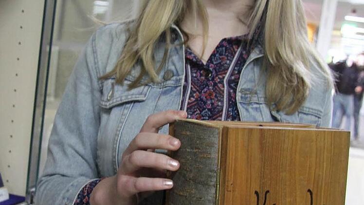 Lisa-Marie Zahl hat sich mit heimischen Kirschbäumen beschäftigt: "Auch das Handwerkliche hat Spaß gemacht."