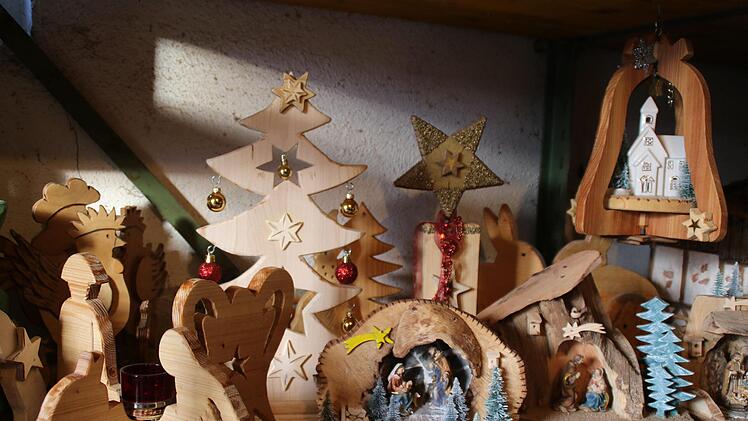 Auch andere winterliche Motive stellt er her.