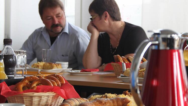 Na, wer wird denn da hinter vorgehaltender Hand vom Nachbarn abschreiben?