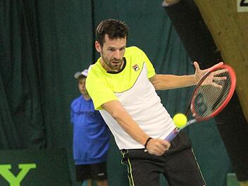 Endstation für Philipp Petzschner: Der Bayreuther scheiterte beim ATP-Challenger-Turnier in Eckental mit 7:6, 2:6, 3:6 am Tschechen Jan Hernych.