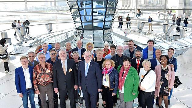 Hans Michelbach begrüßte die Coburger Delegation im Bundestag.Deutscher Bundestag/ Inga Haar