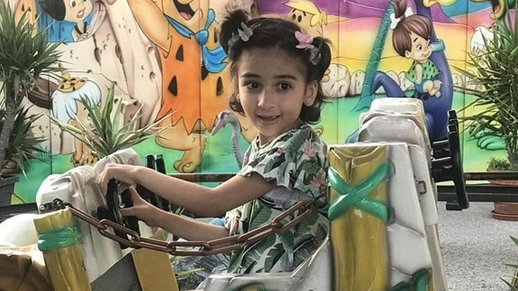 Nürnberg: Aurelia (6) kämpft gegen Krebs - "Bitte, lieber Gott, lass es gut ausgehen"