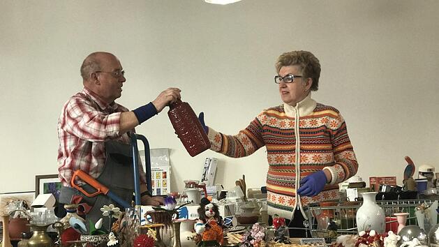 Der Flohmarkt von Anita und Josef Krapf startet am Freitag, 31. M&auml;rz, 9 Uhr, und l&auml;uft auch am Samstag und Sonntag in und vor der Markthalle. Foto: Jacqueline Vera Mihm