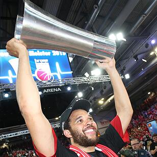 Brose Baskets Bamberg - FC Bayern München