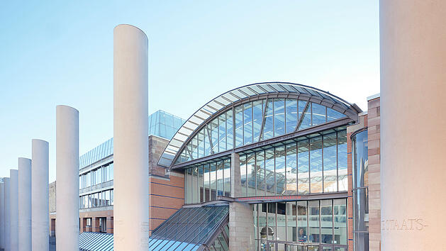 Haupteingang des Germanischen Nationalmuseums