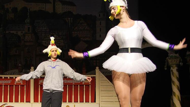 Ranzmariechen beim Tanz. Foto: Sonja Adam