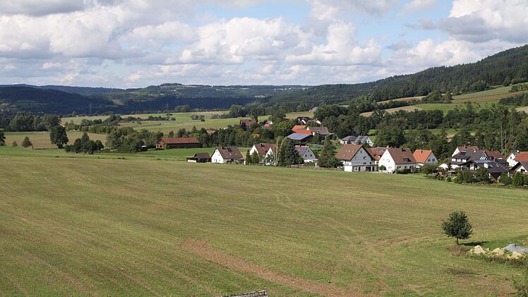 Vom Kirchturm aus präsentierte sich der Ort Seibelsdorf in seiner vollen Schönheit. Foto: Michael Wunder