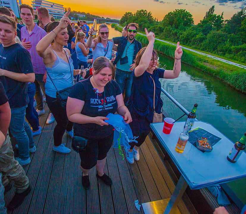 Bayern 3 Partyschiff in Fürth