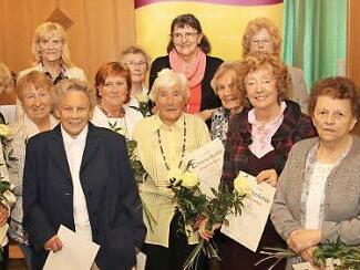 Die Geehrten bei der Jubiläumsfeier der Frauen-Union Grub am Forst-Ebersdorf  Foto: Michael Stelzner