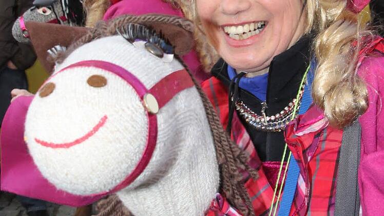 Marktplatztreiben in Stadtsteinach. Foto: Jürgen Gärtner