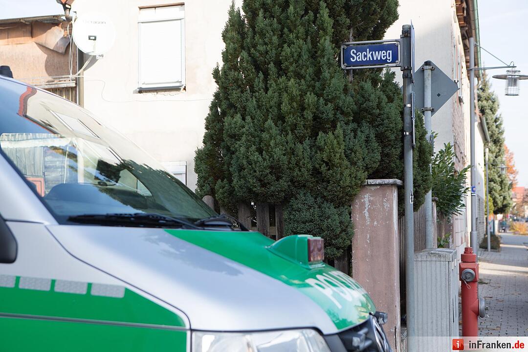 Vermeintlicher sexueller Übergriff in Heroldsberg - Polizei sucht mit Mantrailing Hund nach Täter