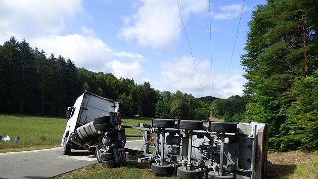 Die Unfallstelle zwischen Eickenbirkig und K&ouml;ttweinsdorf - Foto: Thomas  Weichert