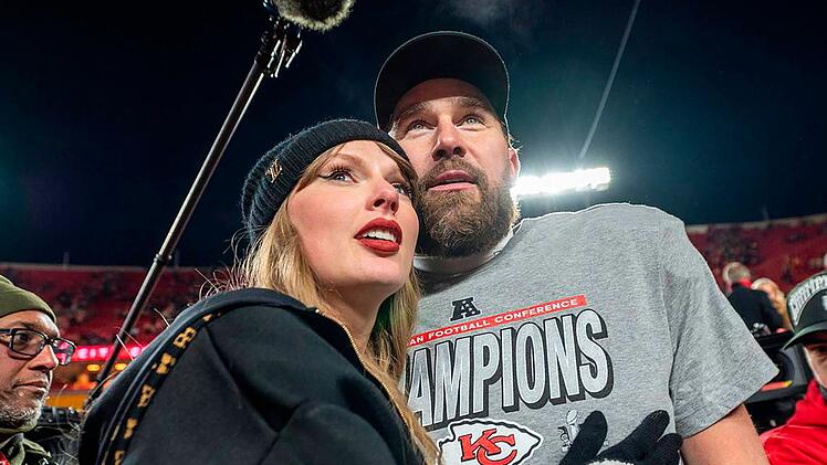 Erst vor kurzem hat sich Taylor Swift mit American-Football-Spieler Travis Kelce verlobt - f&uuml;r Politik scheint im Liebesgl&uuml;ck keine Zeit zu bleiben.