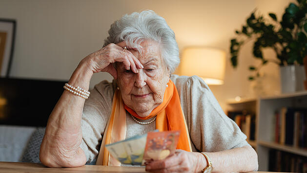 Rente, Witwenrente, Alter, Geld, Euro, Altersarmut