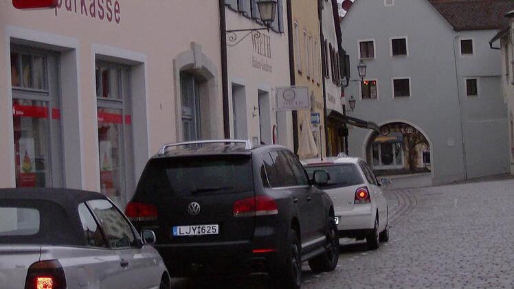 Gräfenberg schaltet nachts das Licht aus, um Strom und und damit Geld zu sparen. Foto: Malbrich