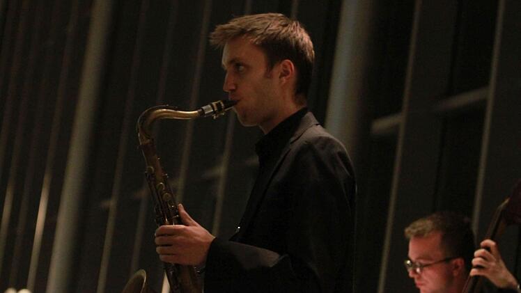 Impressionen vom Gastspiel des Konstantin Herleinsberger Quartetts im Glasmuseum Rosenau.Foto: Jochen Berger