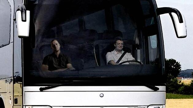 Die Zahl der Unf&auml;lle liegt bei Busfahrten vergleichsweise gering. Fahrer und Besitzer m&uuml;ssen sich an strenge Richtlinien halten. Symbolfoto: dpa