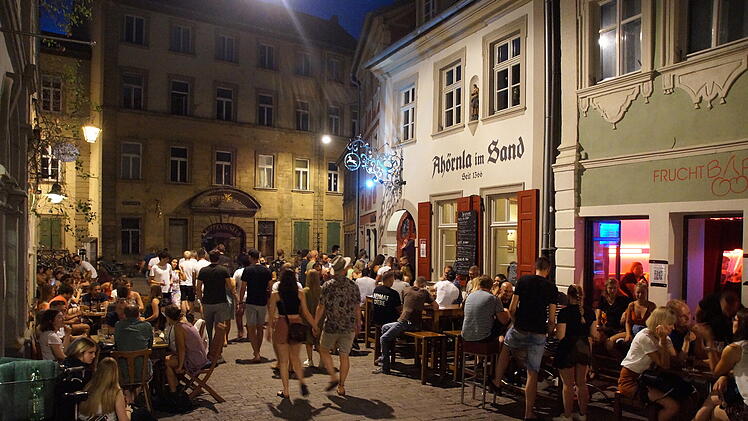 Sandstraße am Freitag