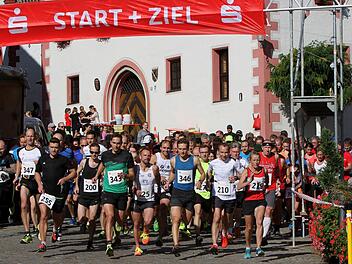 144 Starter wagten sich auf die anspruchsvolle Strecke des Abt-Degen-Laufes.