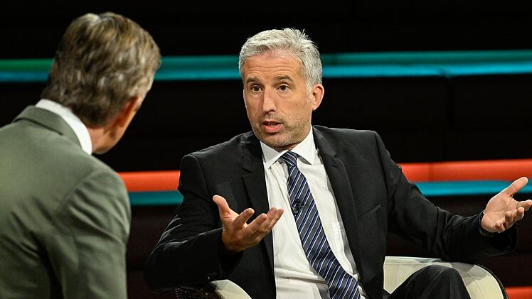 Bei "Markus Lanz" machte Boris Palmer keinen Hehl daraus, warum er zehn Jahre nach "Wir schaffen das!" eine "sehr, sehr kritische" Bilanz ziehen muss.