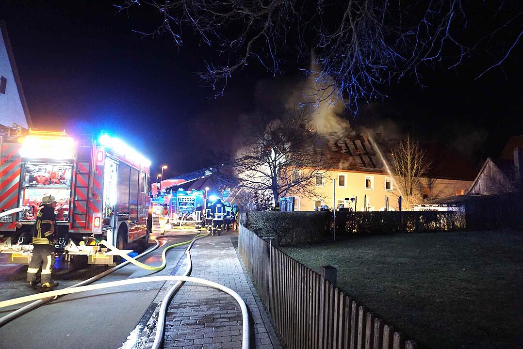 Großbrand im Landkreis Erlangen-Höchstadt – Sachschaden im sechsstelligen Bereich