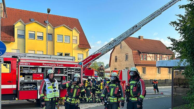 Dachstuhlbrand in Eckental-Forth