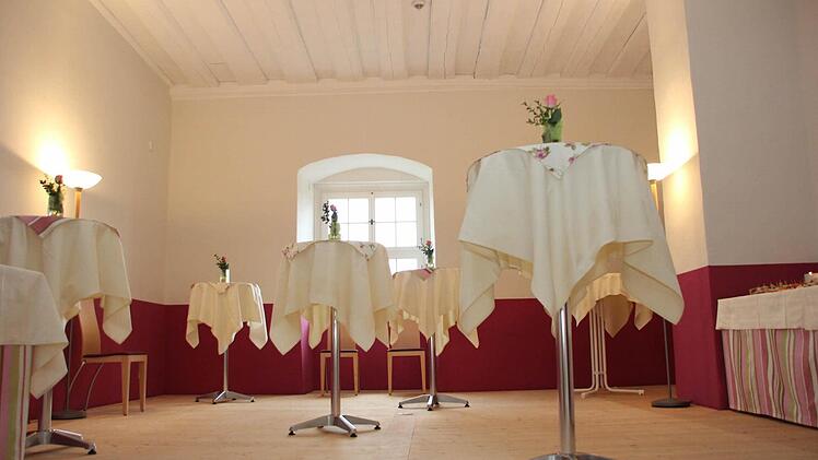 Reichlich Platz für die Festgäste bietet der neue Empfangssaal auf der Festung Rosenberg.