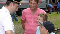 Artur und Sebastian hatten ihr besonderes Erfolgserlebnis. Aus Kasachstan stammend, tauschten sie sich auf Russisch mit Reiseleiter Anton Tarasov aus.