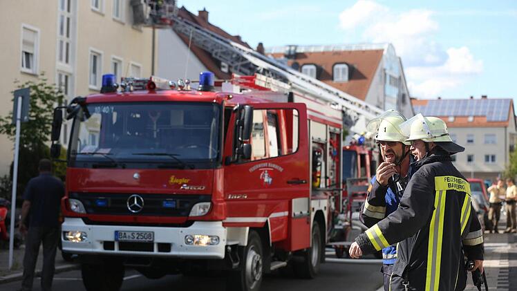 Ein kleiner Brand in einem Keller in der Adam-Krafft-Straße in Bamberg hat am Donnerstag einen Polizei- und Feuerwehreinsatz ausgelöst. Foto: News5 / Herse