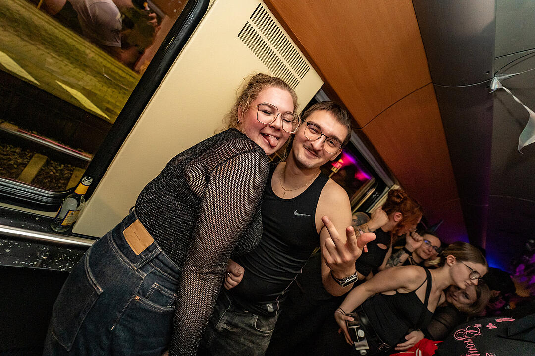 Die beste Party im Zug!