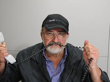 Bissiger Kommentar eines Daten-Diebstahl-Opfers: Roland Stronk ist über die verschlungenen Wege entsetzt, die zum Beispiel seine Kontonummer gegangen ist.