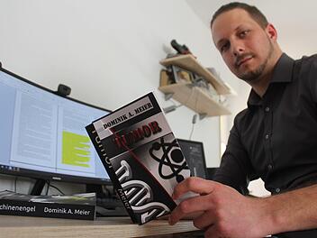 Der studierte Historiker Meier lebt in Eggolsheim und entschied sich bewusst gegen einen regulären Beruf. Foto: Ronald Heck