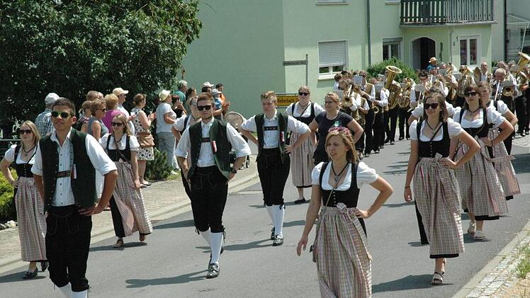 Marsch durch GroßgarnstadtEdwin Meißinger
