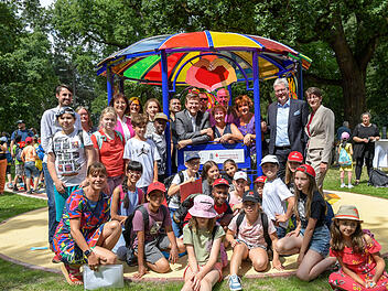 N&uuml;rnberg: Stra&szlig;e der Kinderrechte - Zehnte Station thematisiert Inklusion