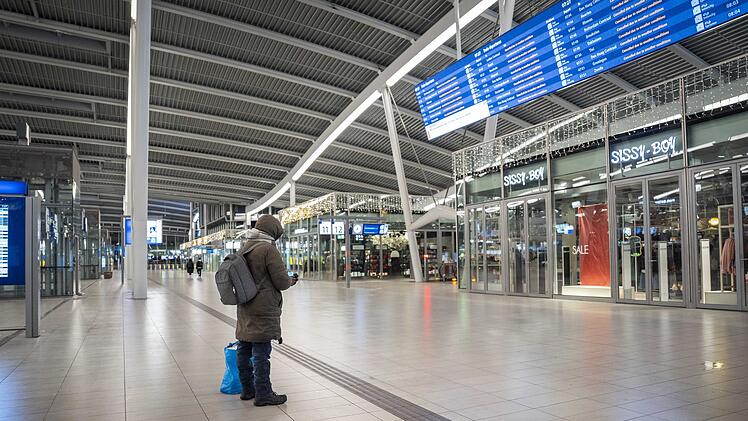 Winterwetter in den Niederlanden - Zugausf&auml;lle