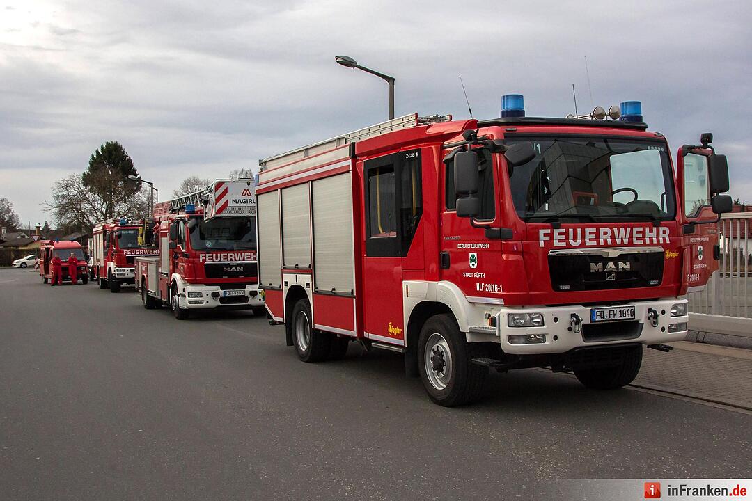 Sturz durch Lagerhallendach in Fürth –  Kind lebensgefährlich verletzt