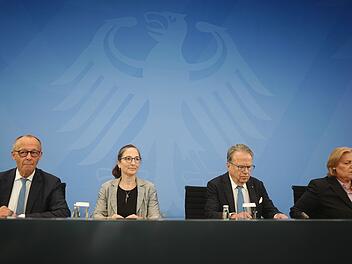 Rentenkommission legt Bericht vor