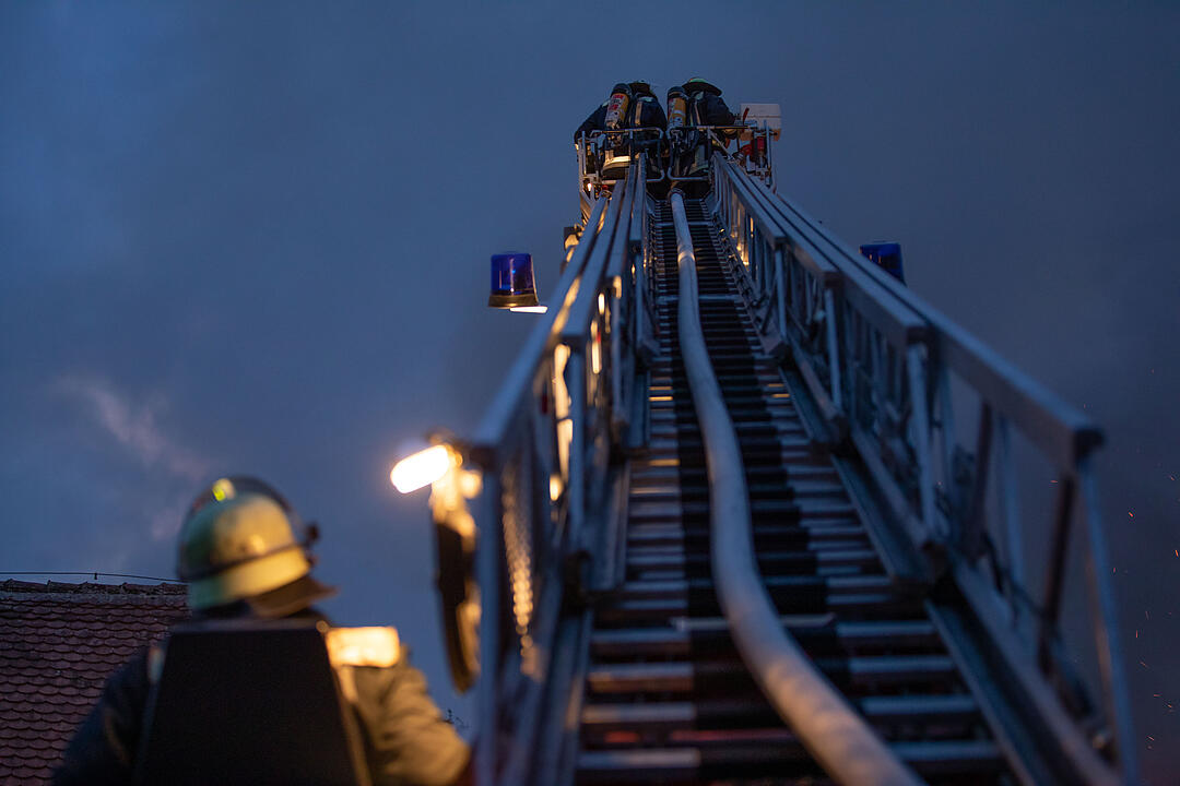 In Weißenburg hat ein Anbau an einer Werkstatt gebrannt