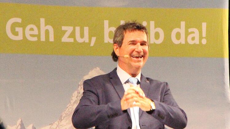 "Super-Krisenmanager" Markus Söder war auch auf der Böhmerwiese in seinem Rede-Element. Foto: Bertram Wagner