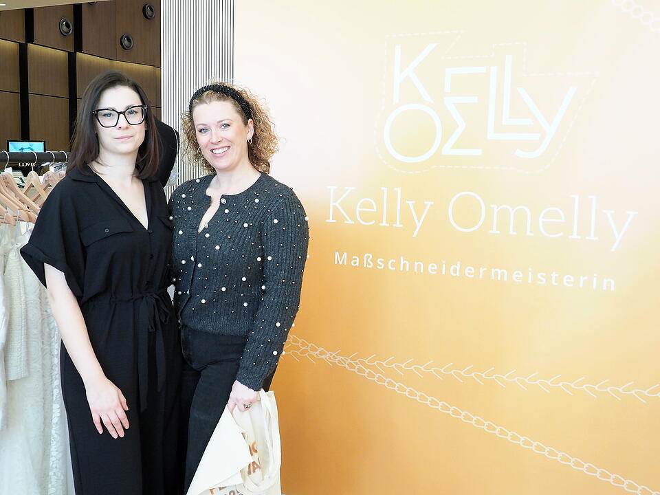 Inkl. Braut- und Festmodenschauen.